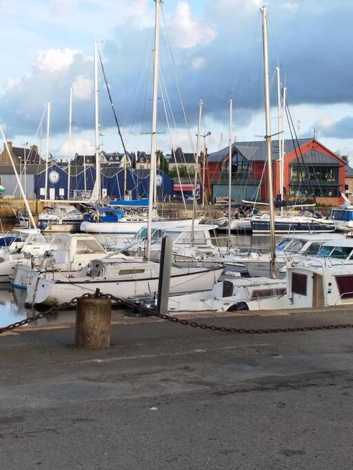 Appartement Au Coeur De Paimpol Bagian luar foto